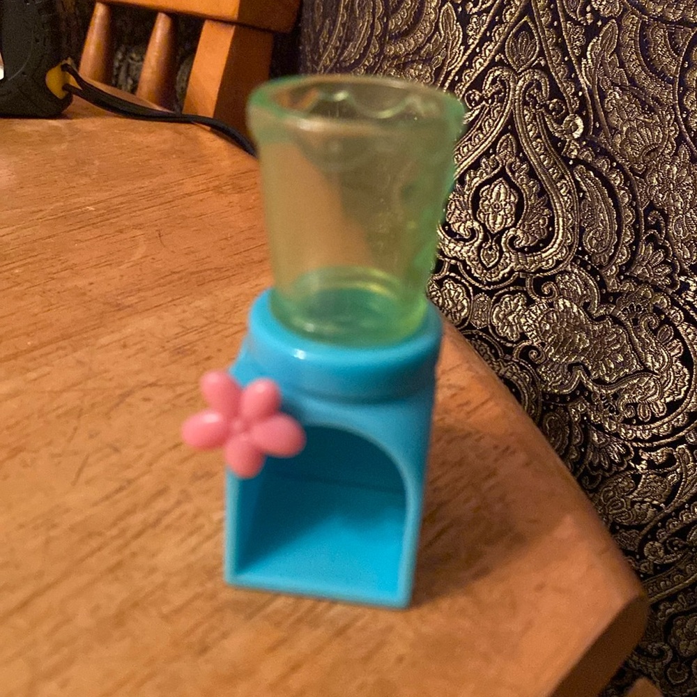 Littlest Pet Shop Food Dispenser Teal Blue Green Pink Accessory LPS